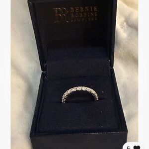 Hearts on Fire Size 7 1/2 18K White Gold Eternity Band New Wedding Promise Ring